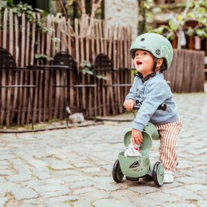 highwaykick-1-lifestyle-trotinet-green-lines-scoot-and-ride-mini-mondo-4