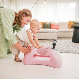 scoot-and-ride-my-first-rose-3-u-1-guralica-hodalica-daska-za-skejt-mini-mondo-3