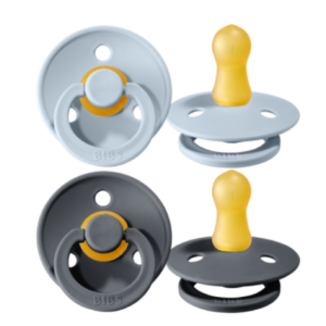 bibs-iron-baby-blue-dude-0-6-mes-mini-mondo